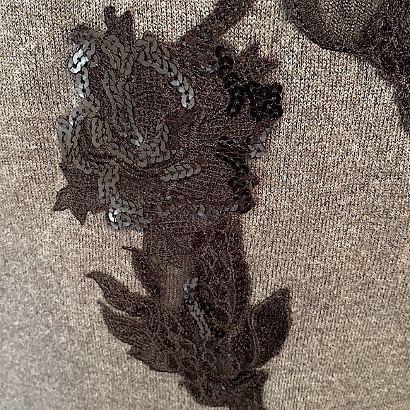 Apt. 9 Grey Black Sequin Lace Appliqué SZ S Cottagecore Romantic Casual Sweater - Picture 4 of 12